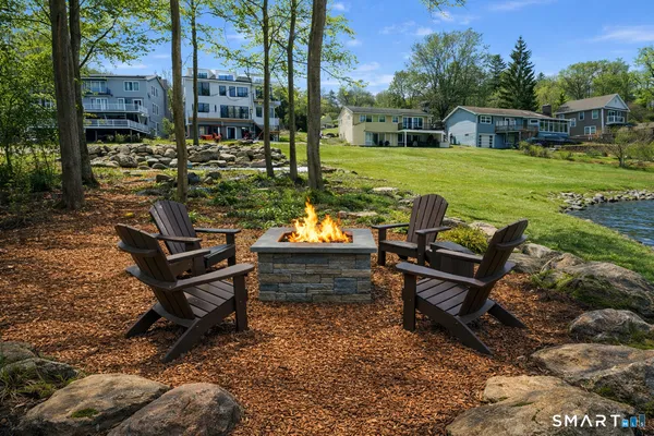 a view of a bench in a garden