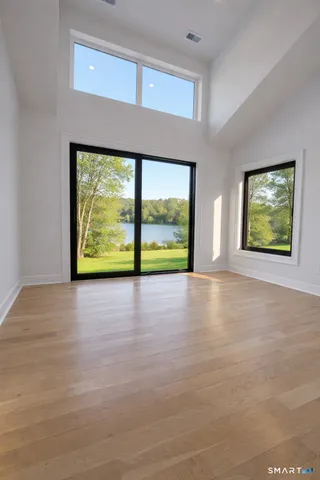 $2,699,900 | 20 North Lake Shore Drive, Brookfield, CT 06804