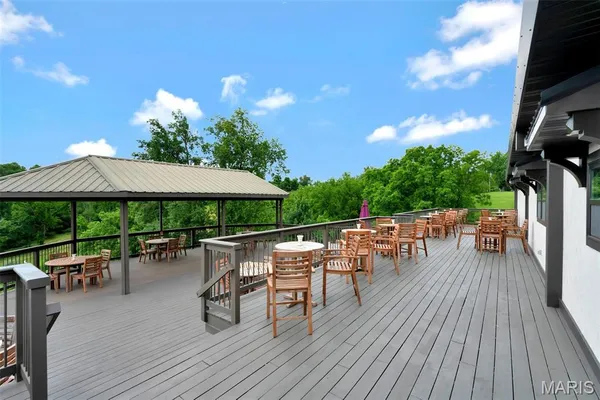 $2,100,000 | 15933 Highway Clarksville Mo 63336, Clarksville, MO 63336