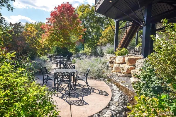 $2,100,000 | 15933 Highway Clarksville Mo 63336, Clarksville, MO 63336