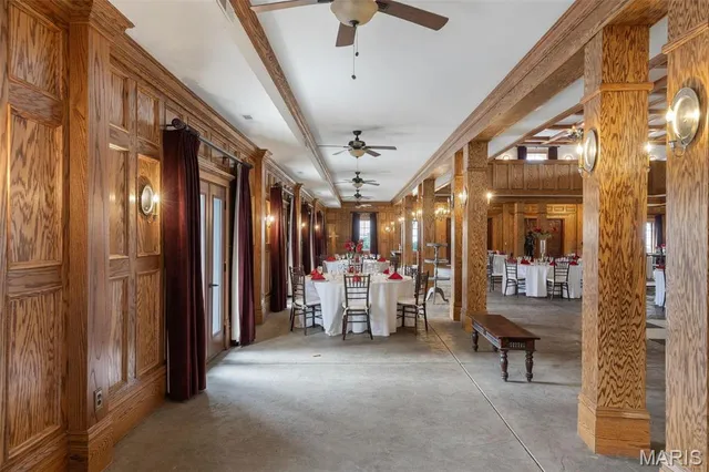 $2,100,000 | 15933 Highway Clarksville Mo 63336, Clarksville, MO 63336