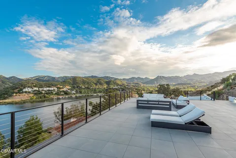 $12,495,000 | 461 Lake Sherwood Drive, Westlake Village, CA 91361