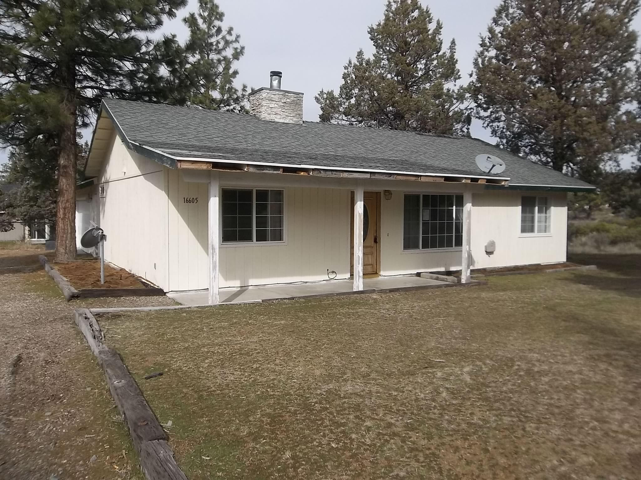 16605 Friar Road Weed, CA 96094 - Photo 2 of 19 front view