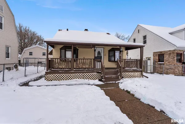 $154,900 | 125 South Birchwood Avenue, Davenport, IA 52802