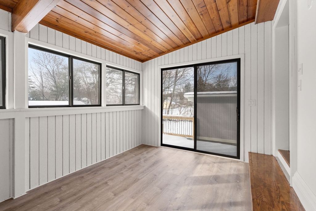 22 Old Bolton Road Hudson, MA 01749 - Photo 16 of 32