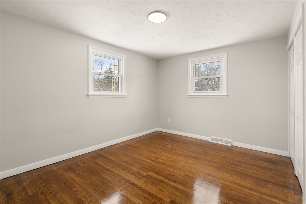 22 Old Bolton Road Hudson, MA 01749 - Photo 19 of 32