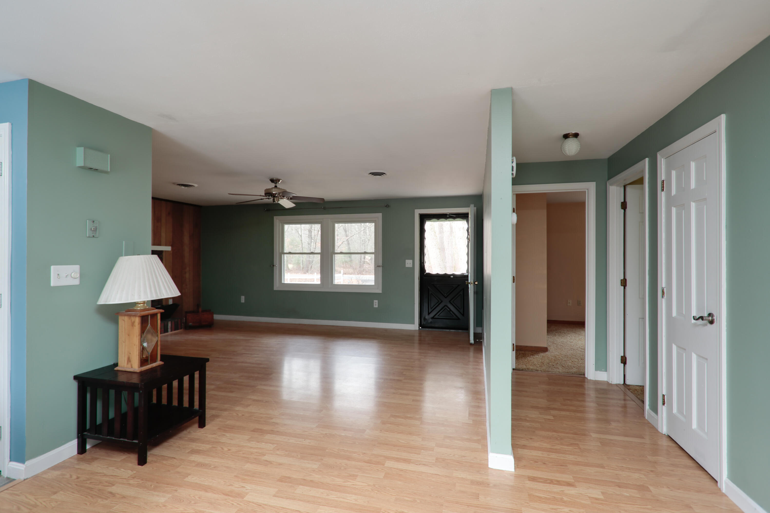 147 Governor Hill Road Eliot, ME 03903 - Photo 7 of 40 living dining area