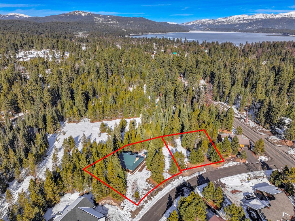 357-359 Veronica Street McCall, ID 83638 - Photo 2 of 60