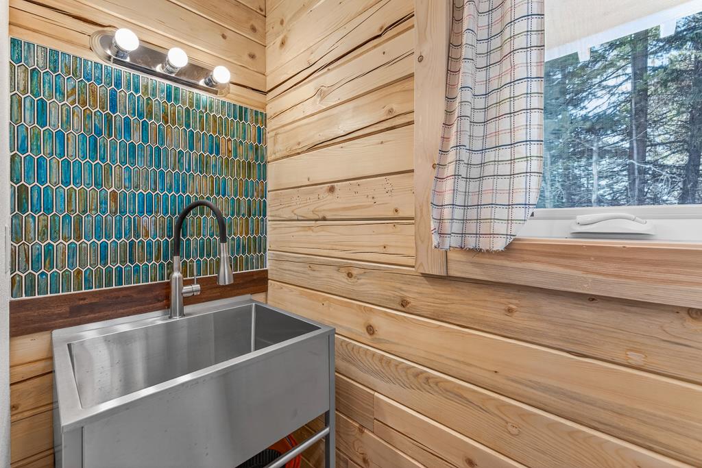 357-359 Veronica Street McCall, ID 83638 - Photo 22 of 60