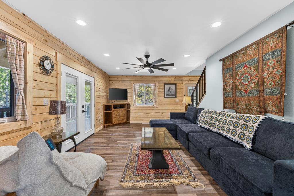 357-359 Veronica Street McCall, ID 83638 - Photo 7 of 60