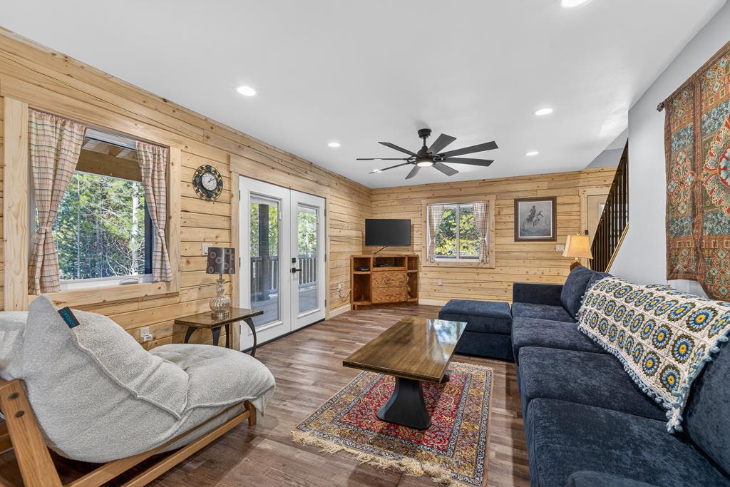 357-359 Veronica Street McCall, ID 83638 - Photo 10 of 60