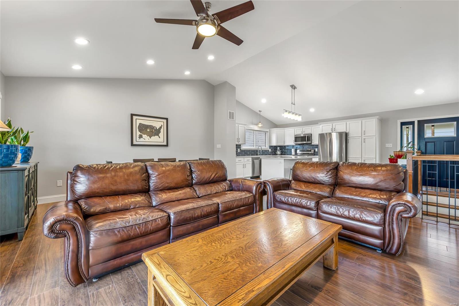 1323 Culpepper Ridge Drive Ballwin, MO 63021 - Photo 7 of 24 Gallery Image 7