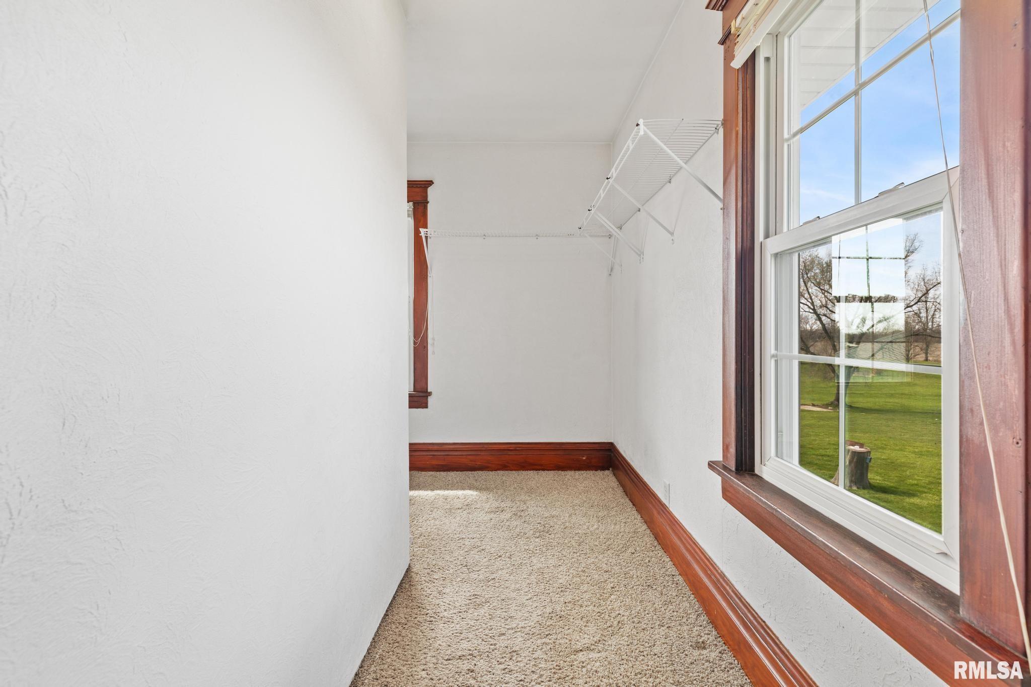 1911 California Road Pekin, IL 61554 - Photo 26 of 43 Gallery Image 26