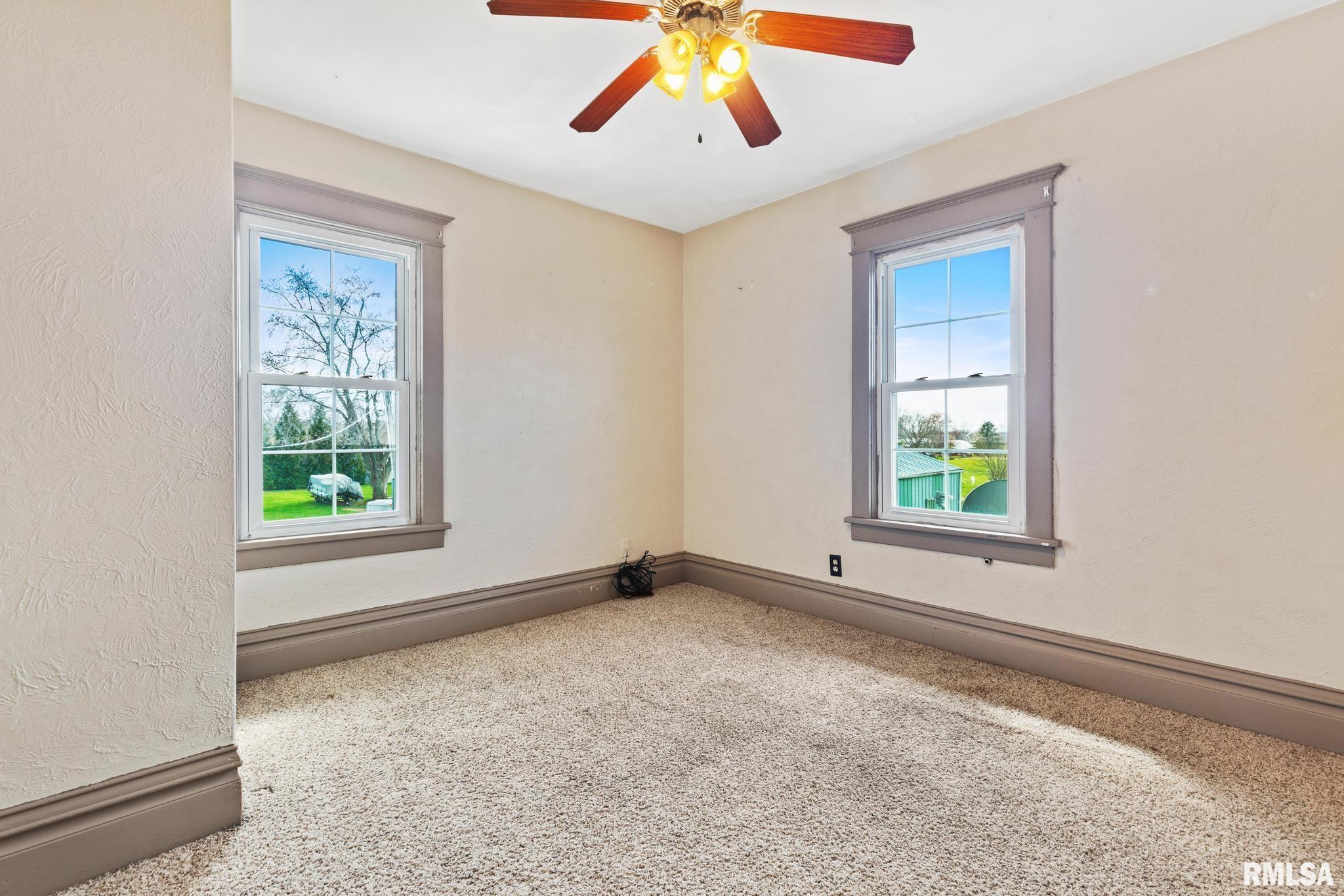 1911 California Road Pekin, IL 61554 - Photo 27 of 43 Gallery Image 27