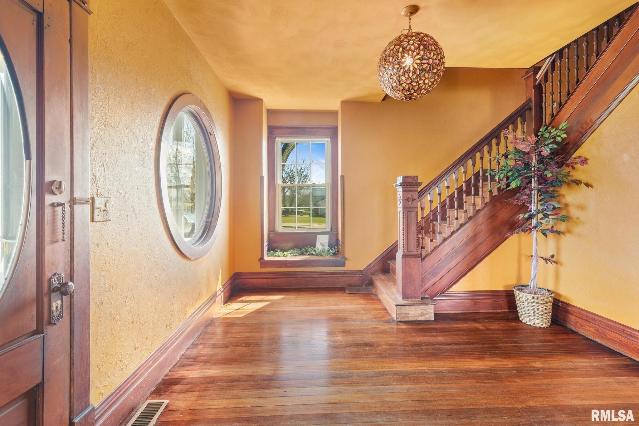 1911 California Road Pekin, IL 61554 - Photo 4 of 43 Gallery Image 4