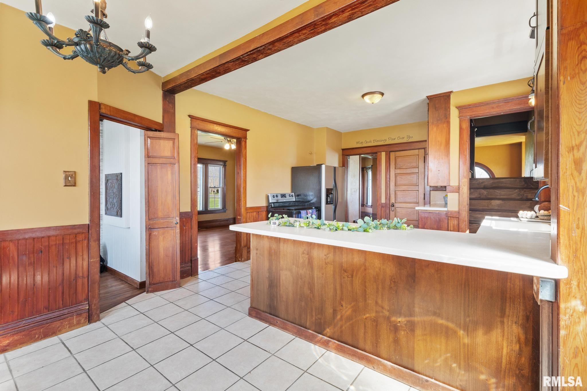 1911 California Road Pekin, IL 61554 - Photo 10 of 43 Gallery Image 10