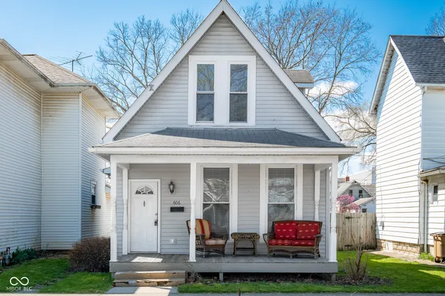 $215,000 | 606 California Street, Columbus, IN 47201