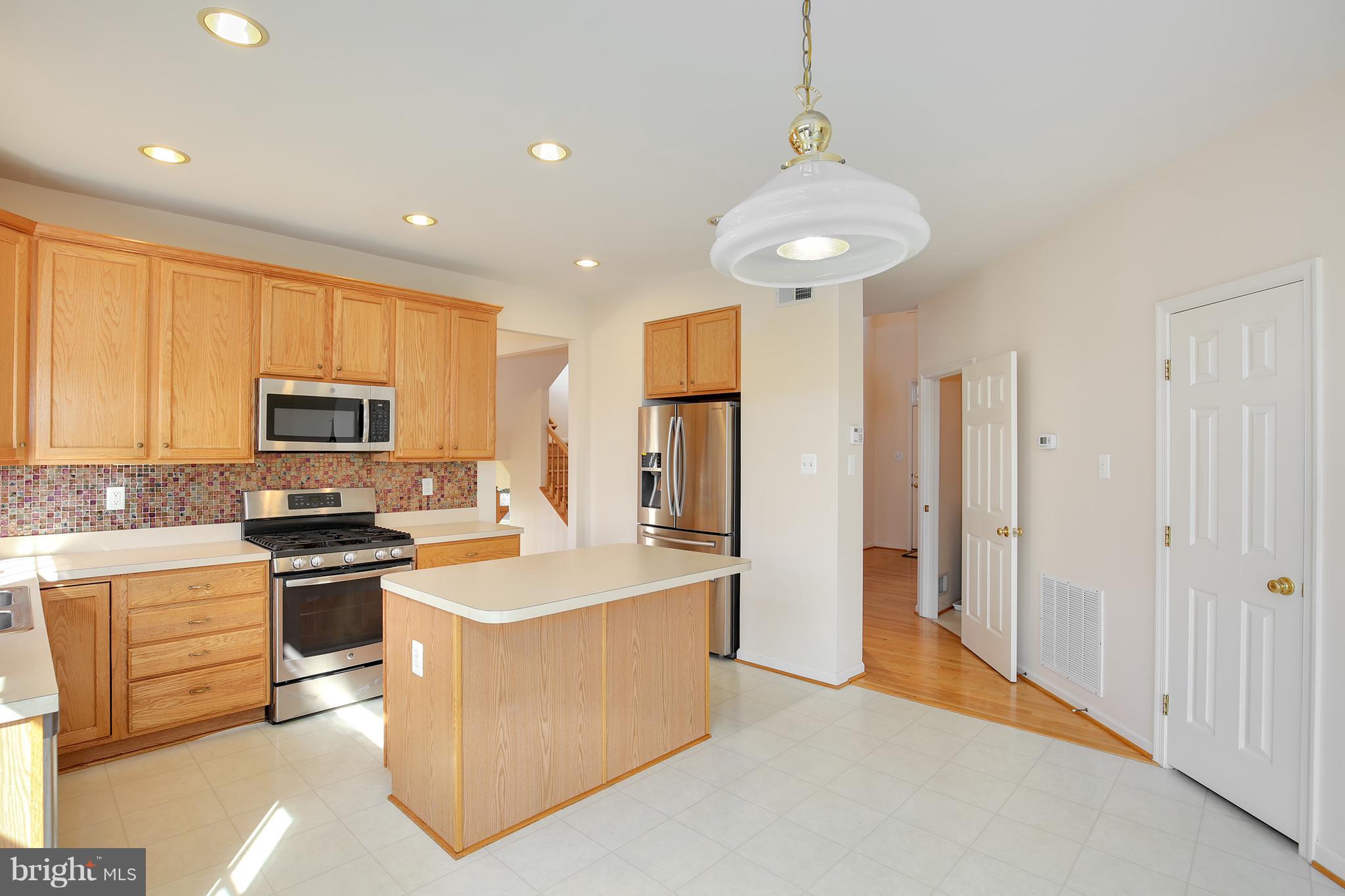 18422 Clear Smoke Road Boyds, MD 20841 - Photo 6 of 30 Kitchen