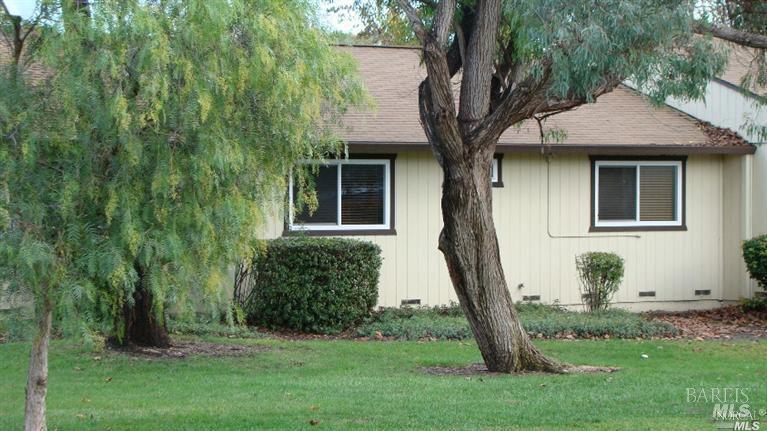 743 Agnew Place Santa Rosa, CA 95401 - Photo 2 of 8