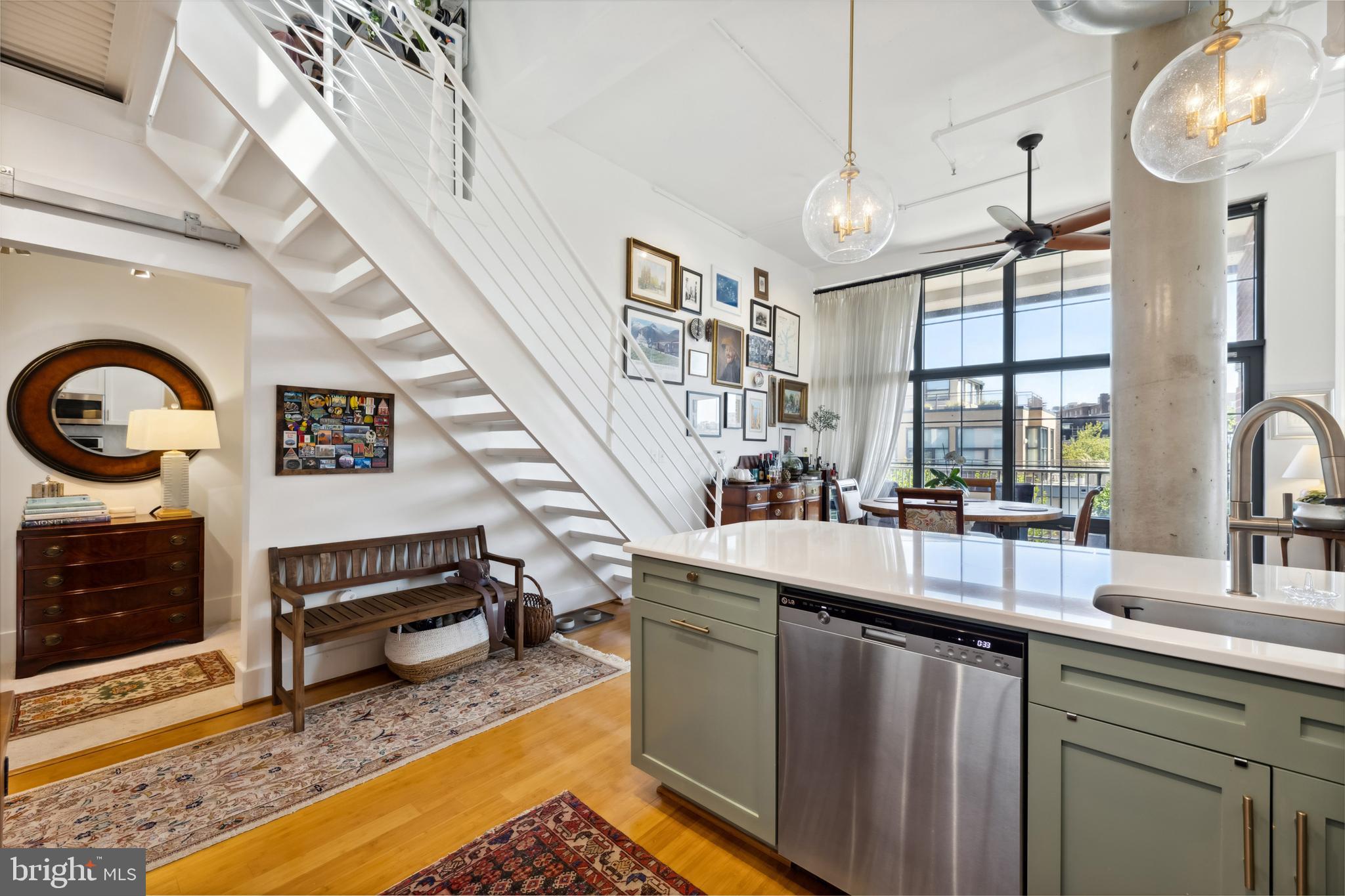 2328 Champlain Street Northwest, Unit PH424 Washington, DC 20009 - Photo 28 of 50 Previous Staging Design