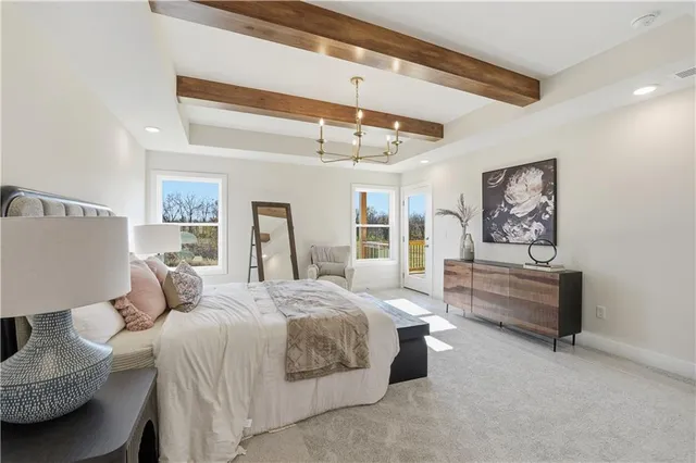 $645,500 | 12151 North Frst Court, Kansas City, MO 64165