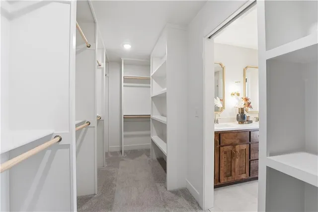 $645,500 | 12151 North Frst Court, Kansas City, MO 64165