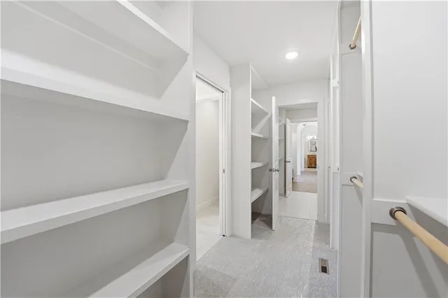 $645,500 | 12151 North Frst Court, Kansas City, MO 64165