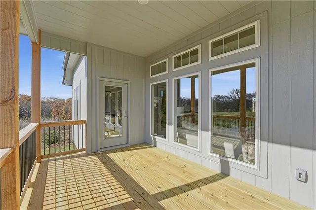 $645,500 | 12151 North Frst Court, Kansas City, MO 64165