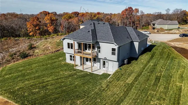 $645,500 | 12151 North Frst Court, Kansas City, MO 64165