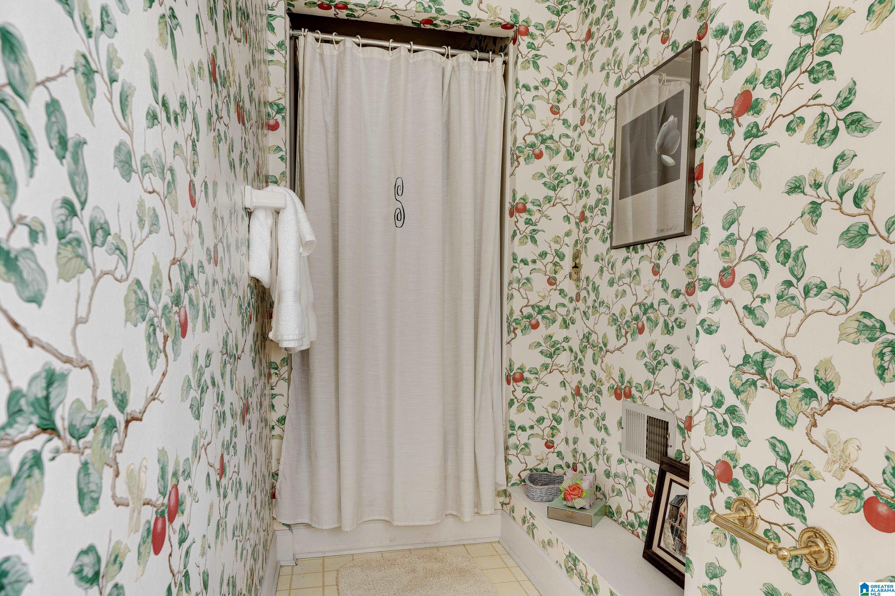 2828 Carlisle Road Birmingham, AL 35213 - Photo 32 of 35