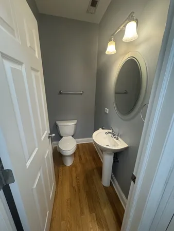 $3,750 | 1503 West Diversey Parkway, Unit B, Chicago, IL 60614