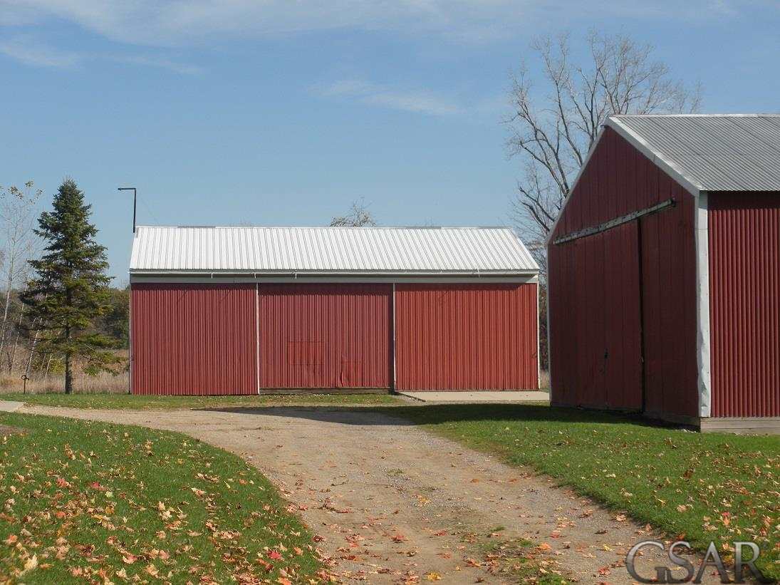 11845 South Cork Road Morrice, MI 48857 - Photo 5 of 8 31217892-4.JPG
