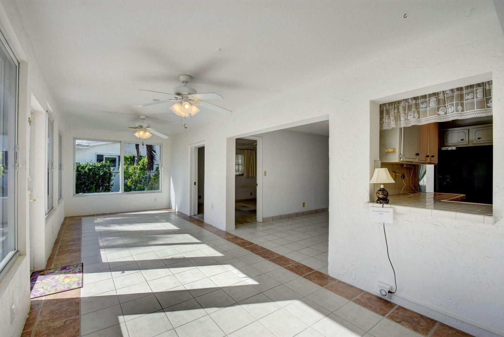 2213 Southwest Roma Way Boynton Beach, FL 33426 - Photo 12 of 43 12_untitled (12)