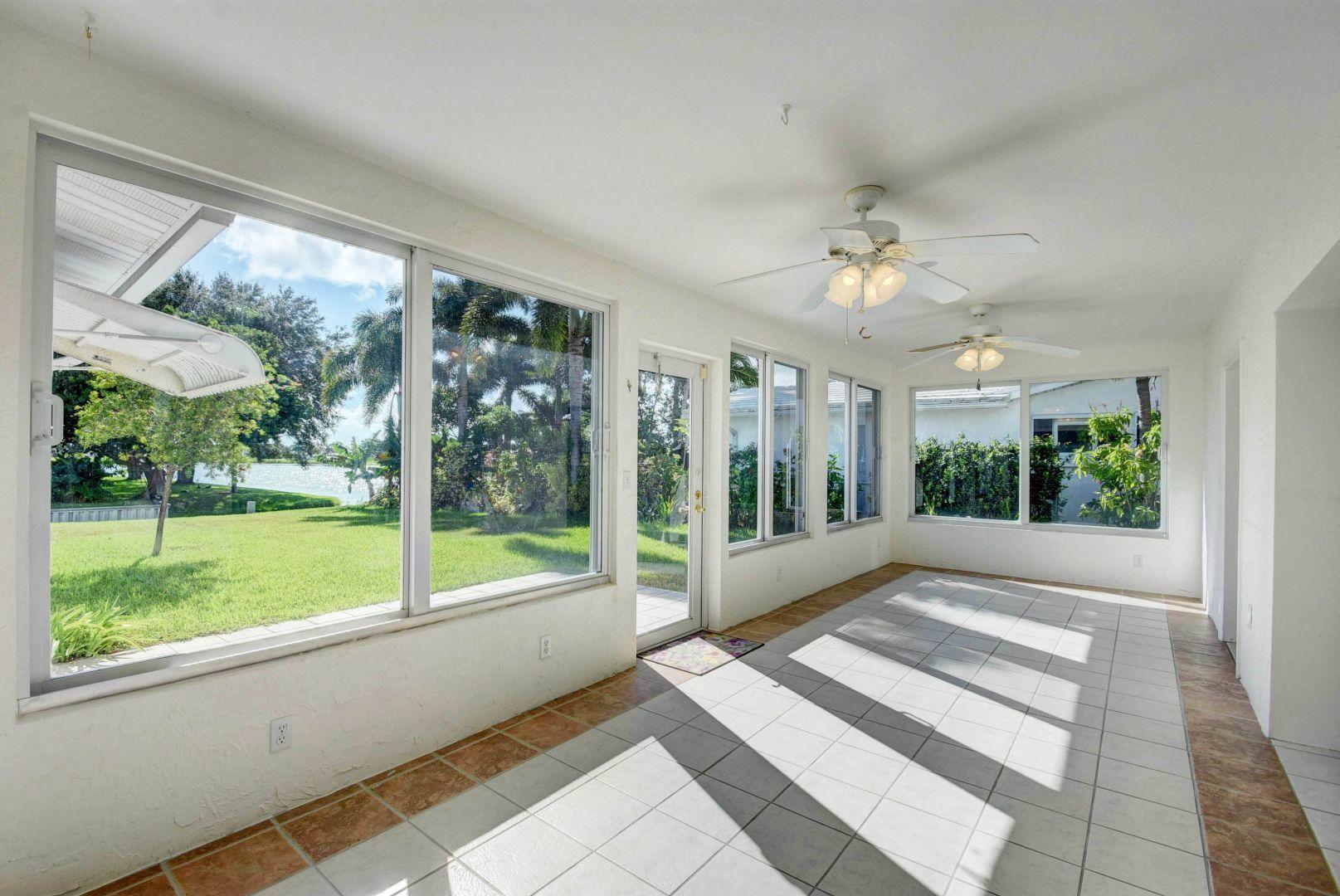 2213 Southwest Roma Way Boynton Beach, FL 33426 - Photo 13 of 43 13_untitled (13)