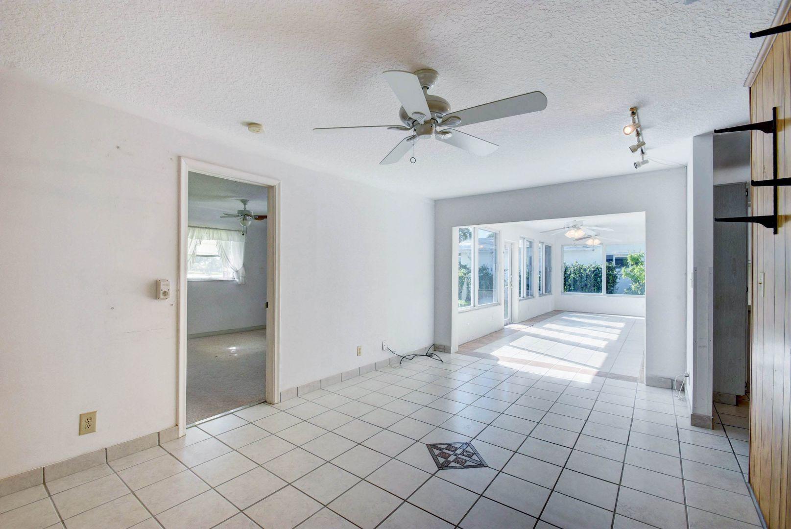 2213 Southwest Roma Way Boynton Beach, FL 33426 - Photo 15 of 43 15_untitled (15)