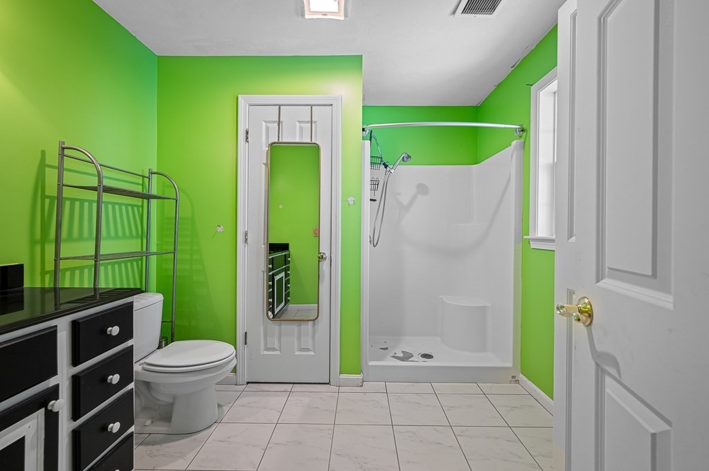 13 Fatima Lane Worcester, MA 01606 - Photo 17 of 33