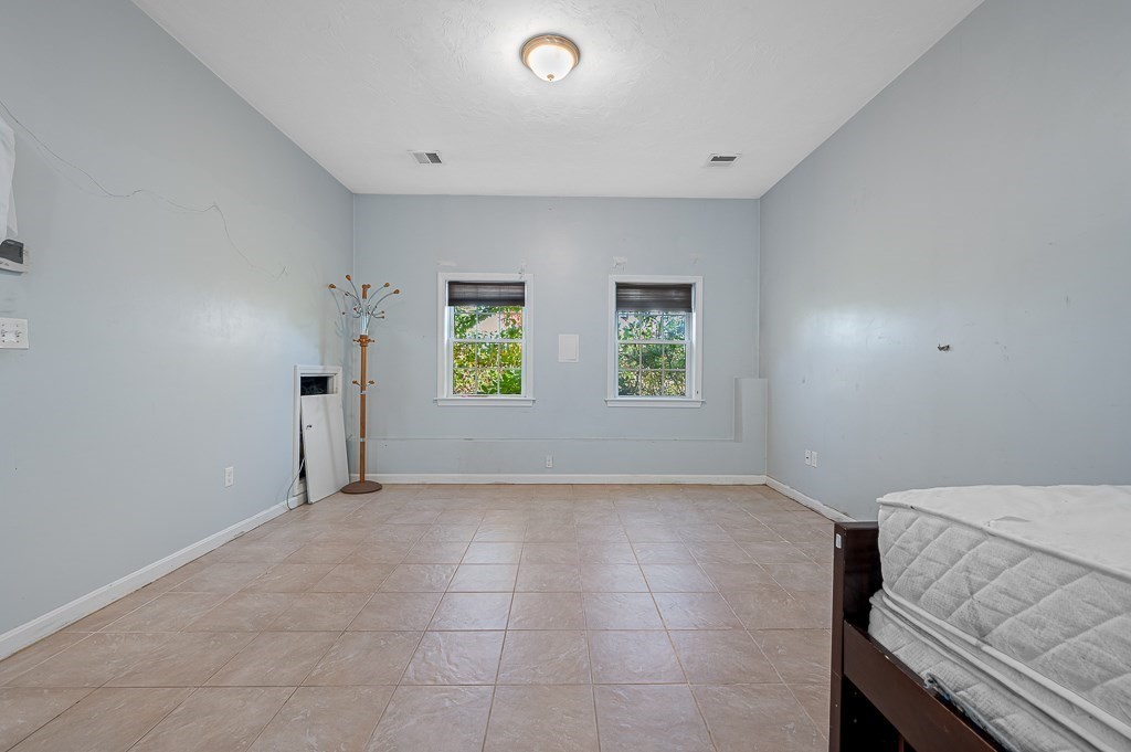 13 Fatima Lane Worcester, MA 01606 - Photo 23 of 33