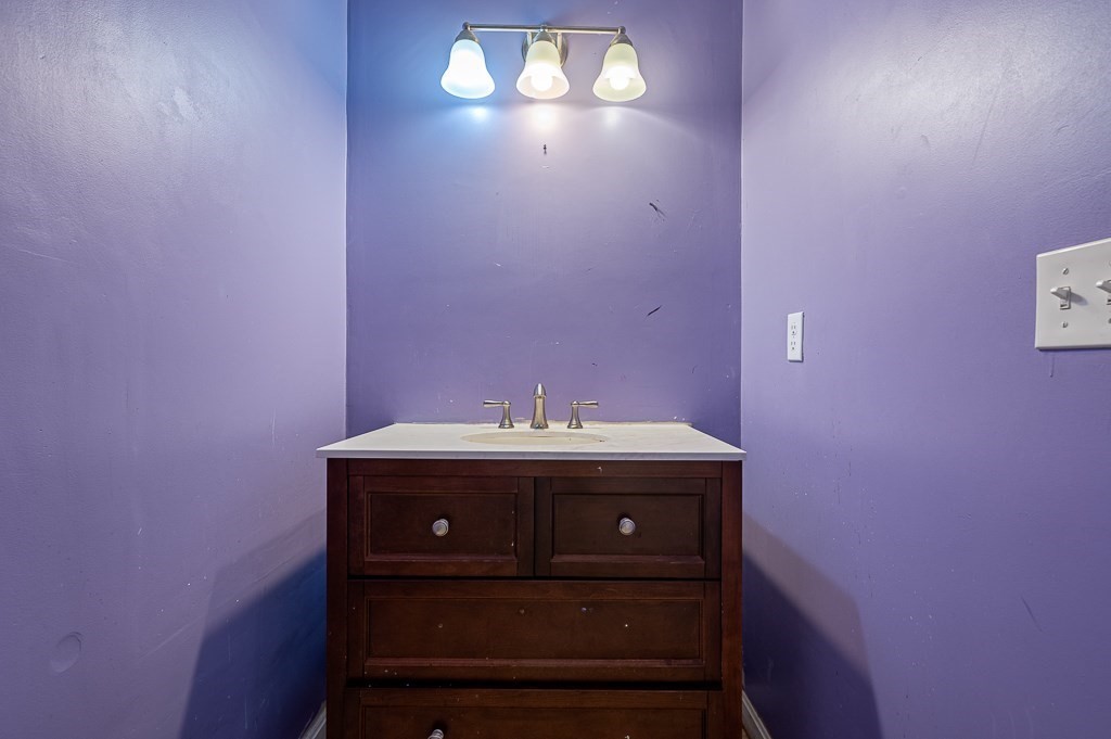 13 Fatima Lane Worcester, MA 01606 - Photo 26 of 33