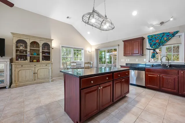 $549,900 | 13 Fatima Lane, Worcester, MA 01606