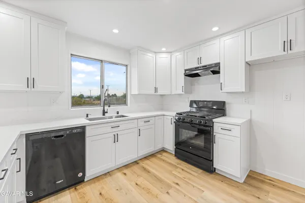 $389,000 | 1992 Hillcrest Avenue, Rosamond, CA 93560