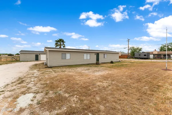 $389,000 | 1992 Hillcrest Avenue, Rosamond, CA 93560