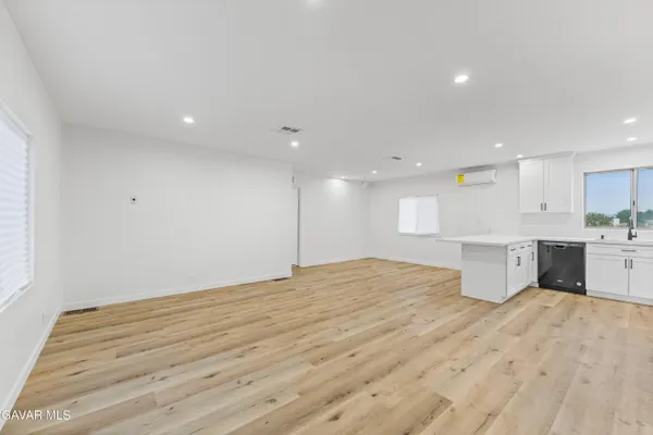 $389,000 | 1992 Hillcrest Avenue, Rosamond, CA 93560