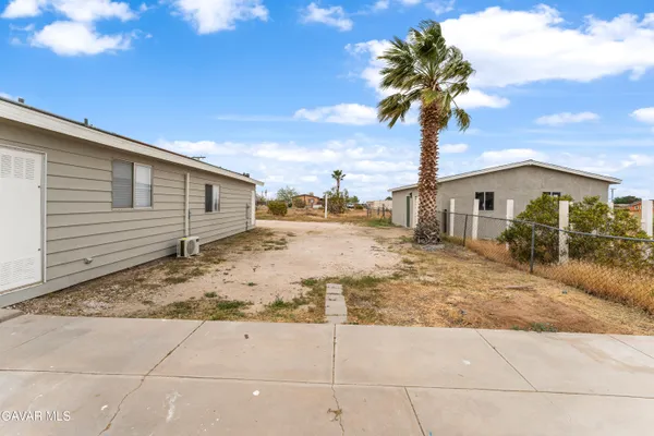 $389,000 | 1992 Hillcrest Avenue, Rosamond, CA 93560