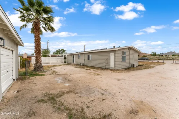$389,000 | 1992 Hillcrest Avenue, Rosamond, CA 93560