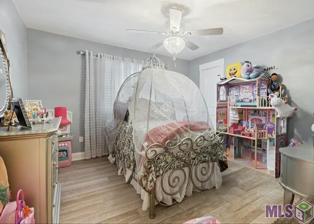 $375,000 | 185 West Pinewood Drive, Slidell, LA 70458