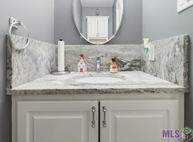 $375,000 | 185 West Pinewood Drive, Slidell, LA 70458