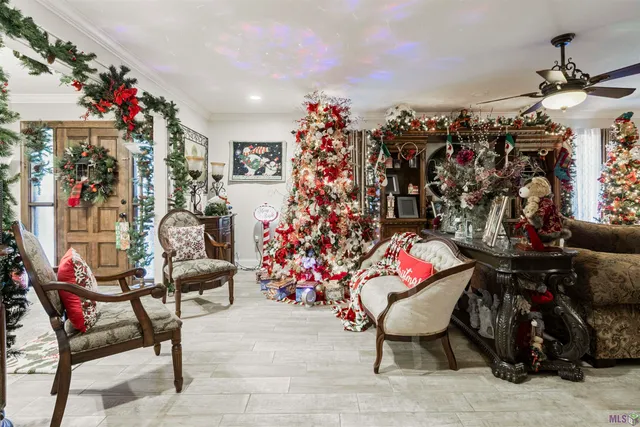 $375,000 | 185 West Pinewood Drive, Slidell, LA 70458