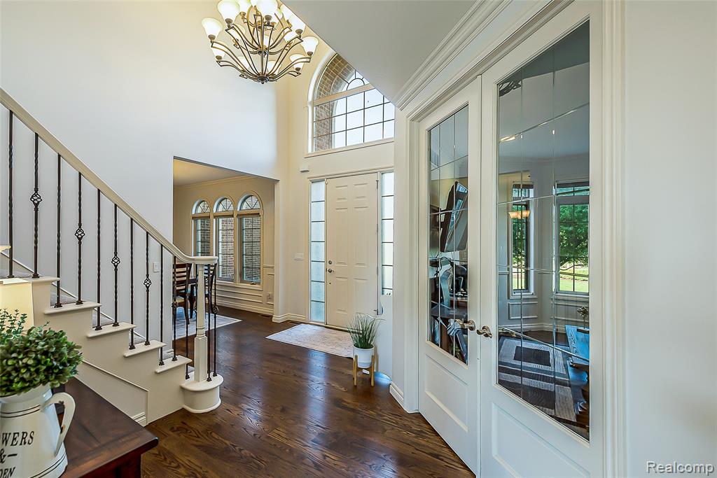 24935 Ravine Drive South Lyon, MI 48178 - Photo 4 of 51