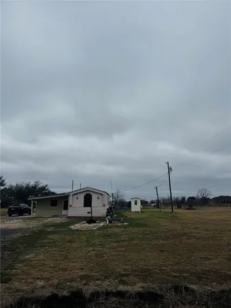 $305,000 | 317 12th Street, Palacios, TX 77465