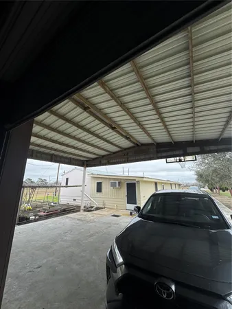 $305,000 | 317 12th Street, Palacios, TX 77465